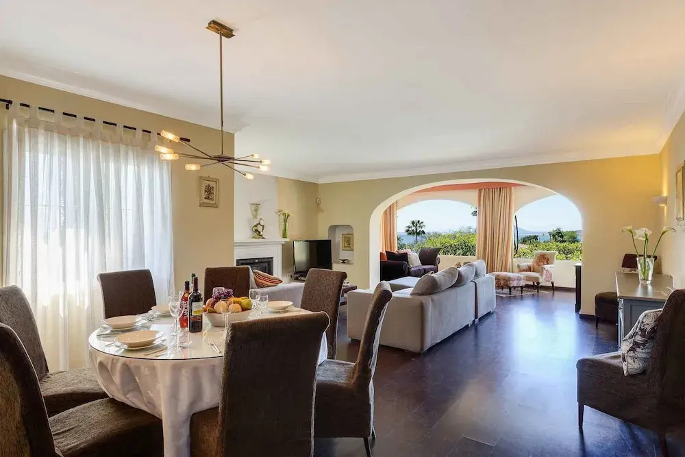 Villa Hibiscus