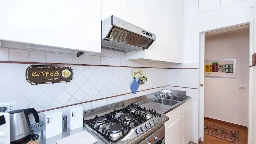 Rental in Rome San Trifone