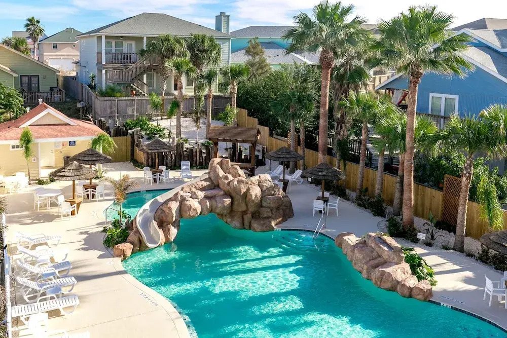 Life is Good Today 4 Bedrooms 4.5 Bathrooms Condo