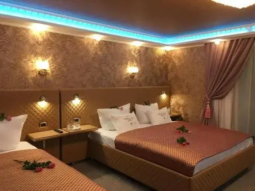 Golden Gapa River Luxury Apartment 16