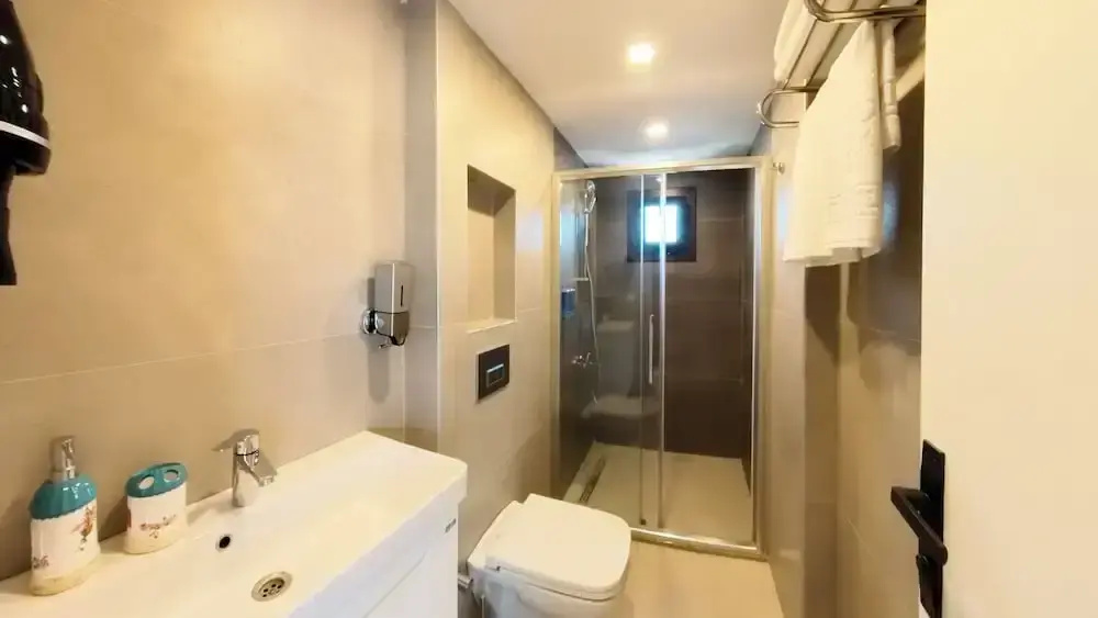 Derin Suite Hotel