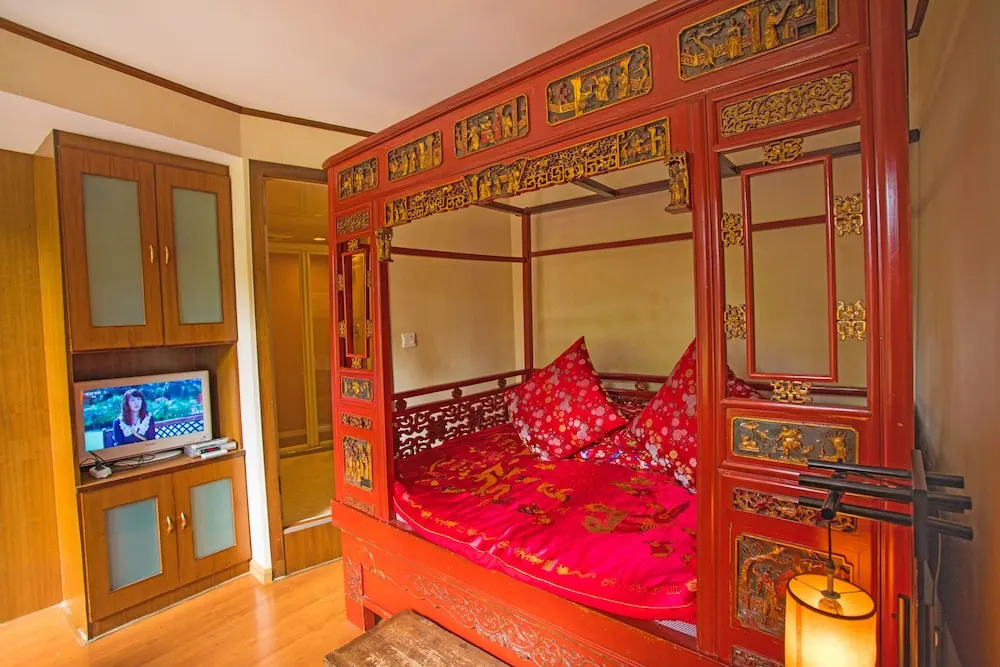 Zen Holiday Inn (Lijiang Ancient City Sifang Street)