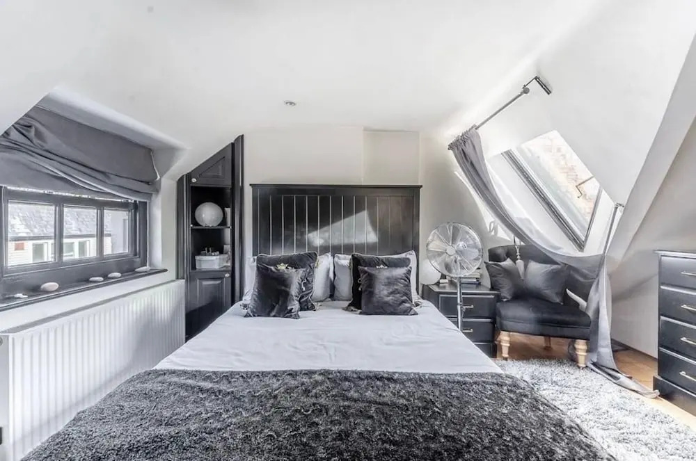 2 Bed Flat - Sleeps 4 - Balcony - Wifi