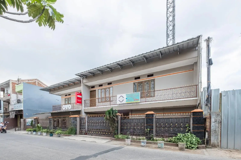 Kawaluyaan Residence Ii