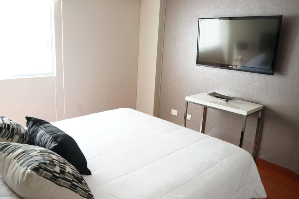 Miraflores Luxury Apartments Alcanfores