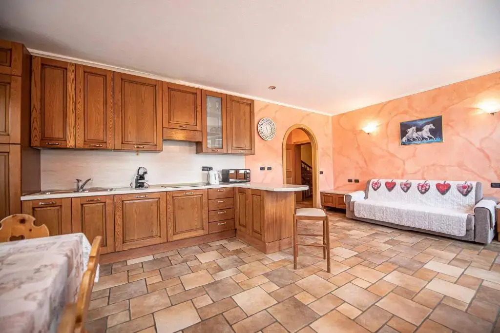 Family House Amalia Myholidaylivigno