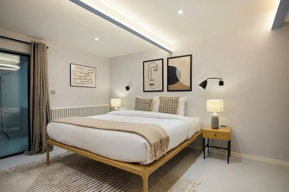 Ladbroke Grove Courtyard Apartment