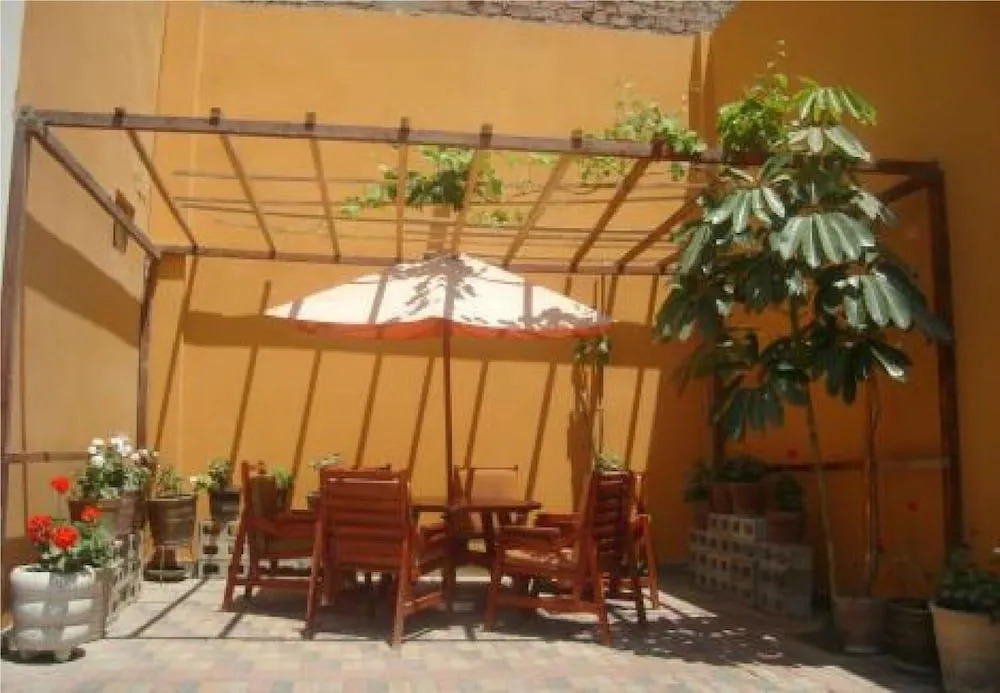 Hostal La Casona
