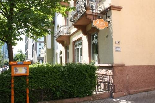 aCasa Bed & Breakfast