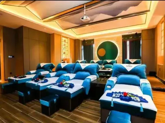 Hua Tai Phoenix Hotel