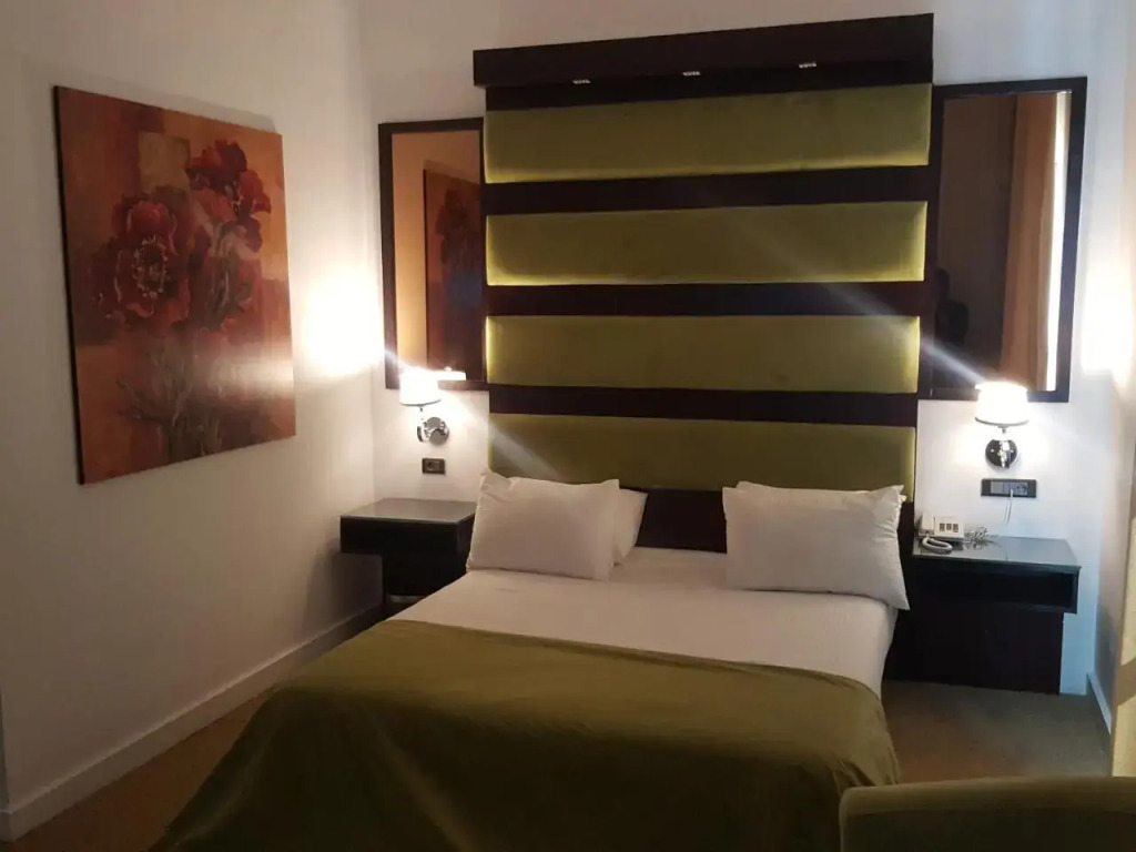 Spectra Inn Hotel