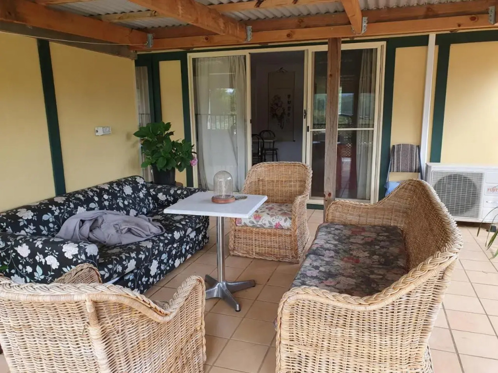 Oaktree Guest House
