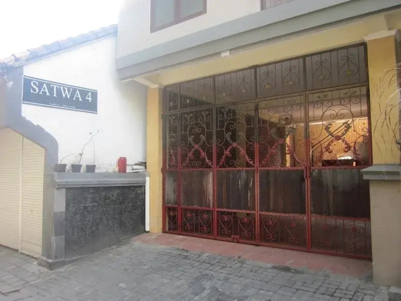 Satwa 4 Homestay