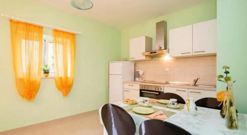 Apartments Jasenka