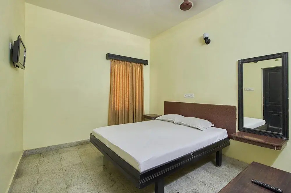 Triveni Tourist Home