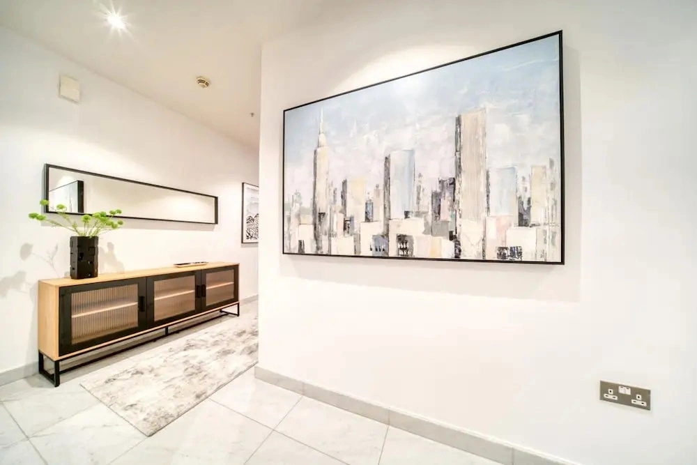 Modern Elegance w a New York Edge Difc Apt