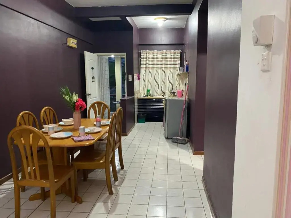 Paradise resort Apartment 2 bedroom Seaview and beachfront Family friendly unit