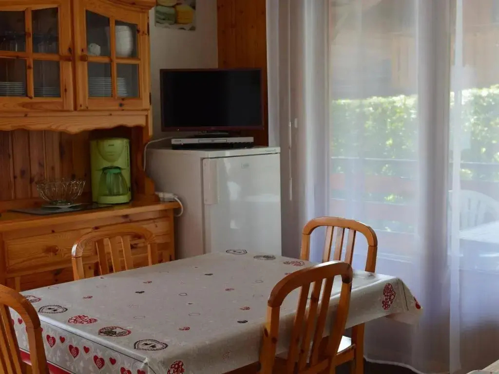 Appartement Le Grand-Bornand, 2 pièces, 6 personnes - FR-1-241-212