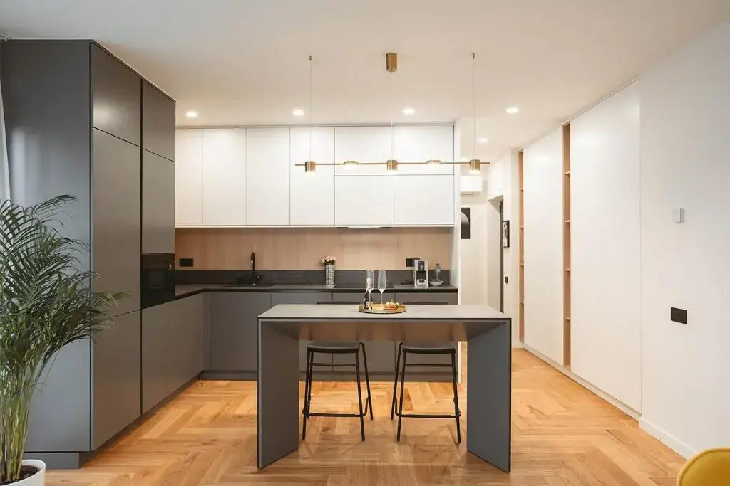 26 Bricks Suites