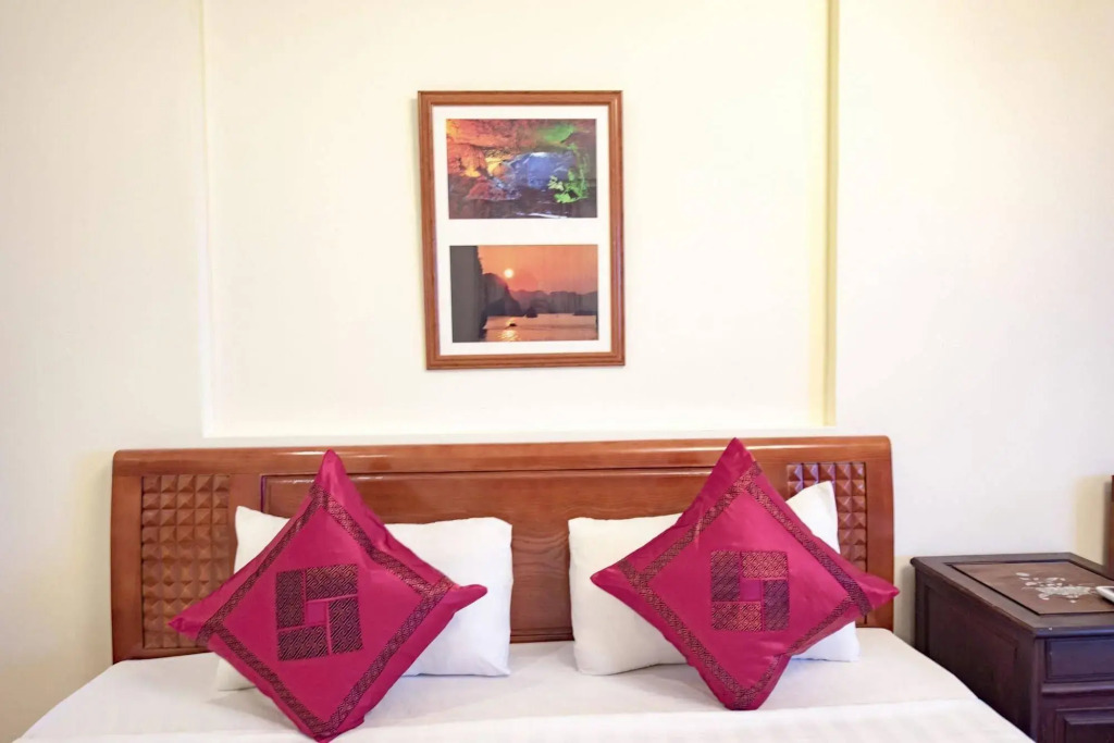 Group Nest Hotel