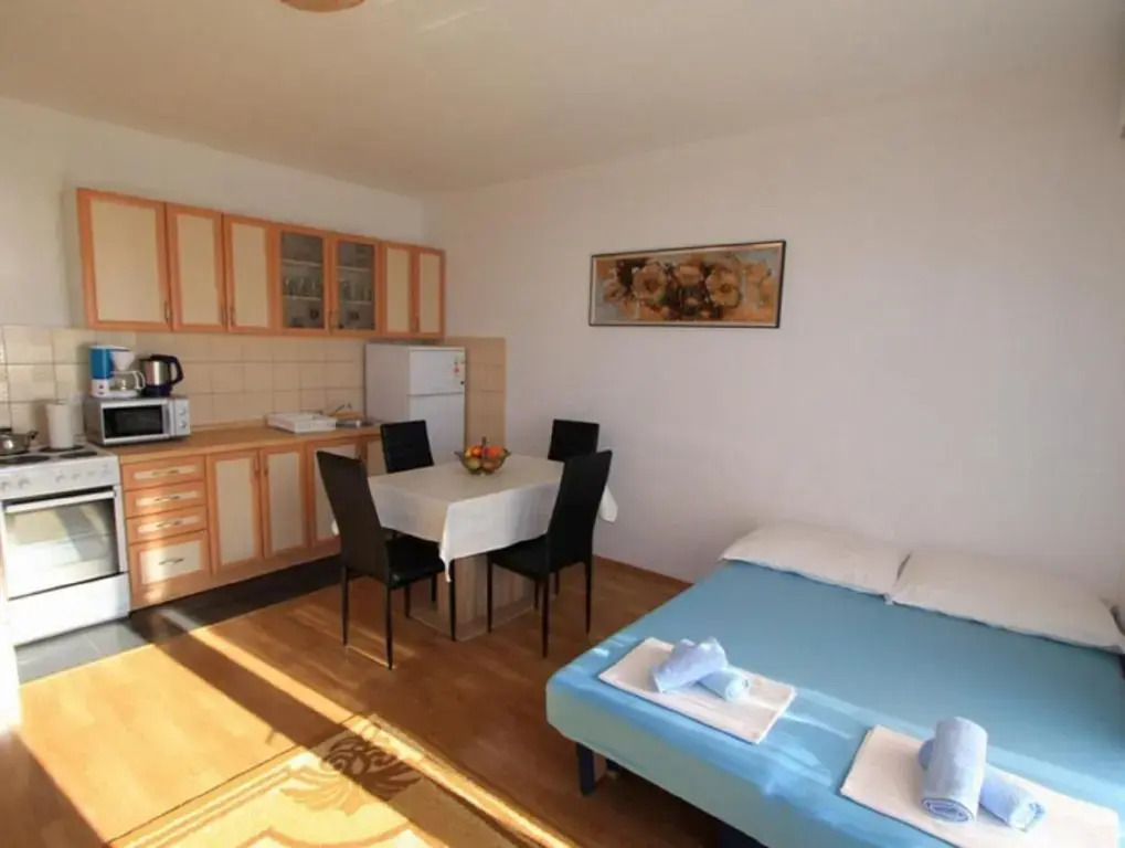 Apartments Karalic