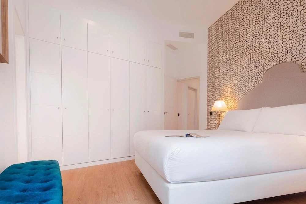 Genteel Home Goyeneta