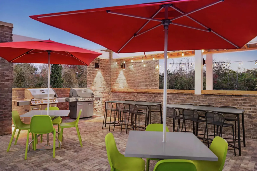 Home2 Suites By Hilton Fernandina Beach on Amelia Island, FL
