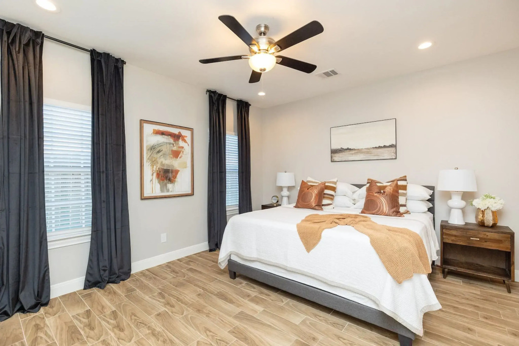 Modern Elegance:Minutes from NRG, Houston