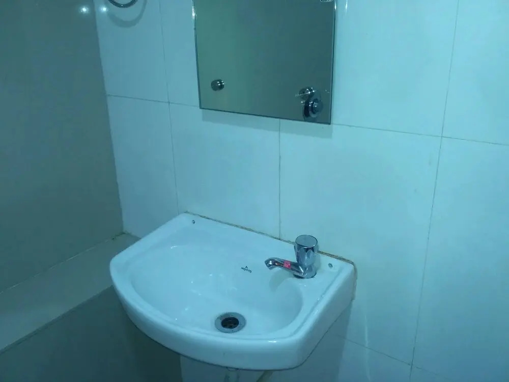 Hotel Vashi Inn
