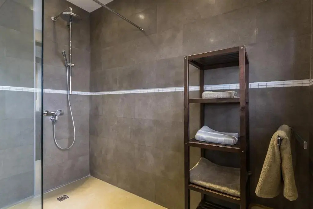 Wonderful & Central Dasiri Townhouse 5BR