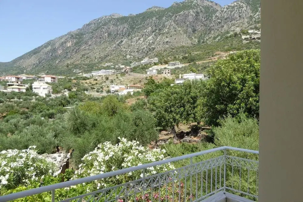 Stylish Flat/ Romantic Sunsets, 300m To The Beach