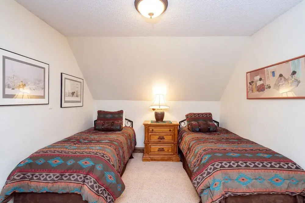 Bachman Village 9 by Avantstay Character Home Close To Town & To The Slopes! Permit#3685