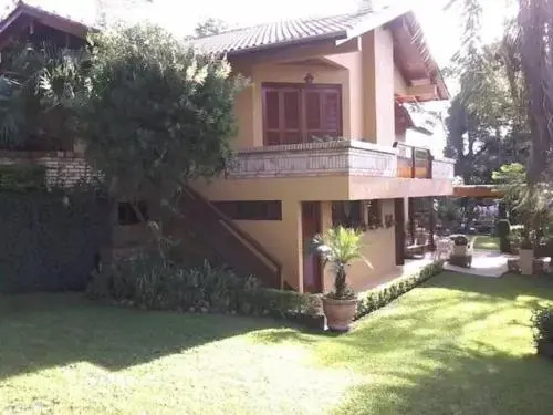 Casa das Palmeiras + Quiosque