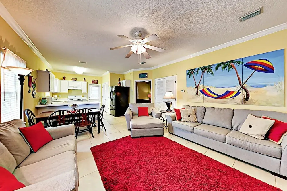 Hidden Treasure W/ Pool & Pond - Near Orange Beach 3 Bedroom Condo