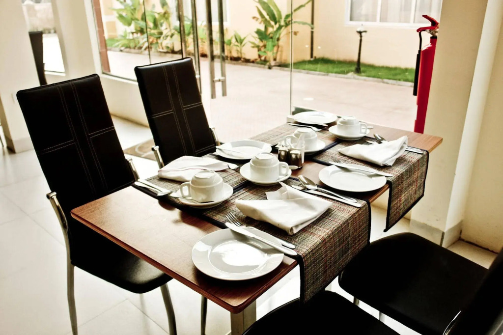 Birdrock Hotel