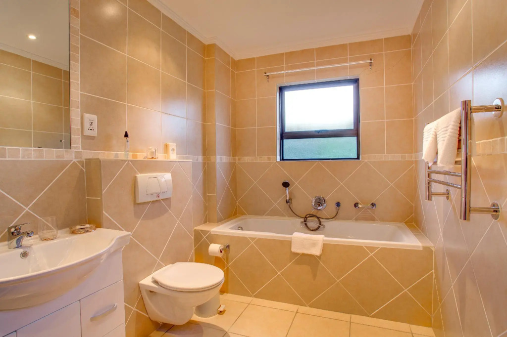 Limoni Luxury Suites
