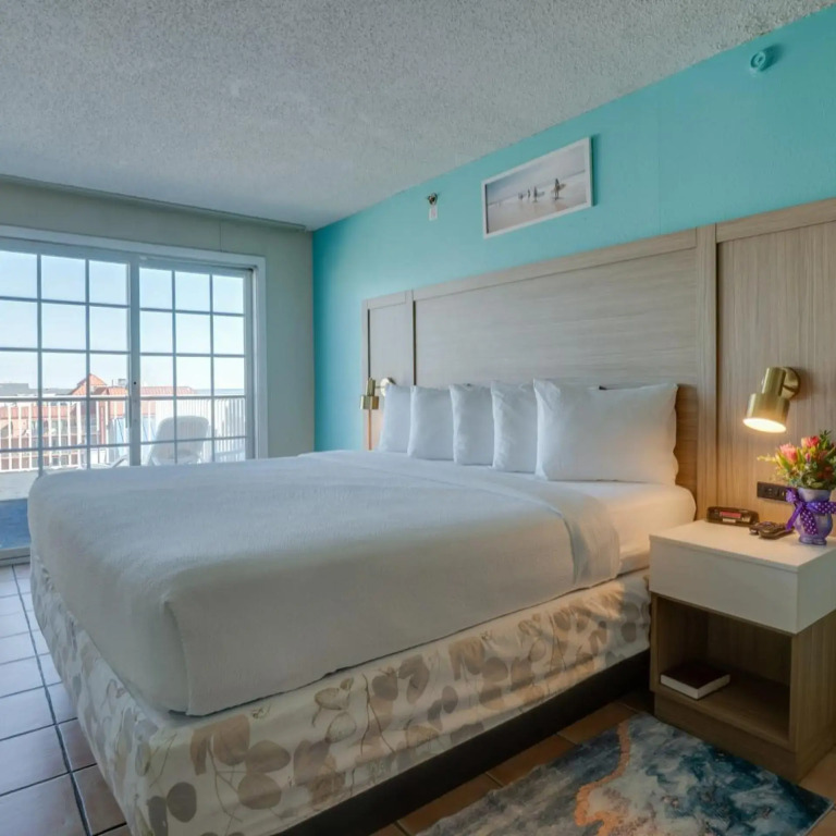 Paradise Plaza Inn