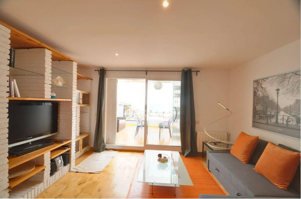 The Moonlight Sea View - 3 Bedroom Apartment - RNU 65118