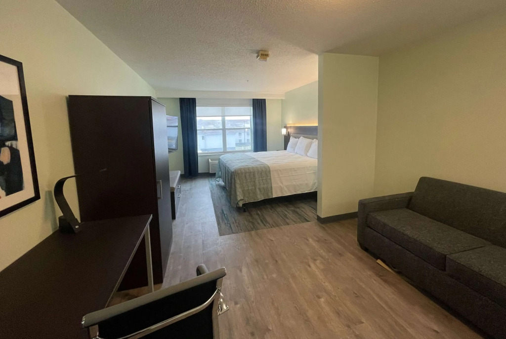 Wingate by Wyndham Waldorf - Washington DC Area