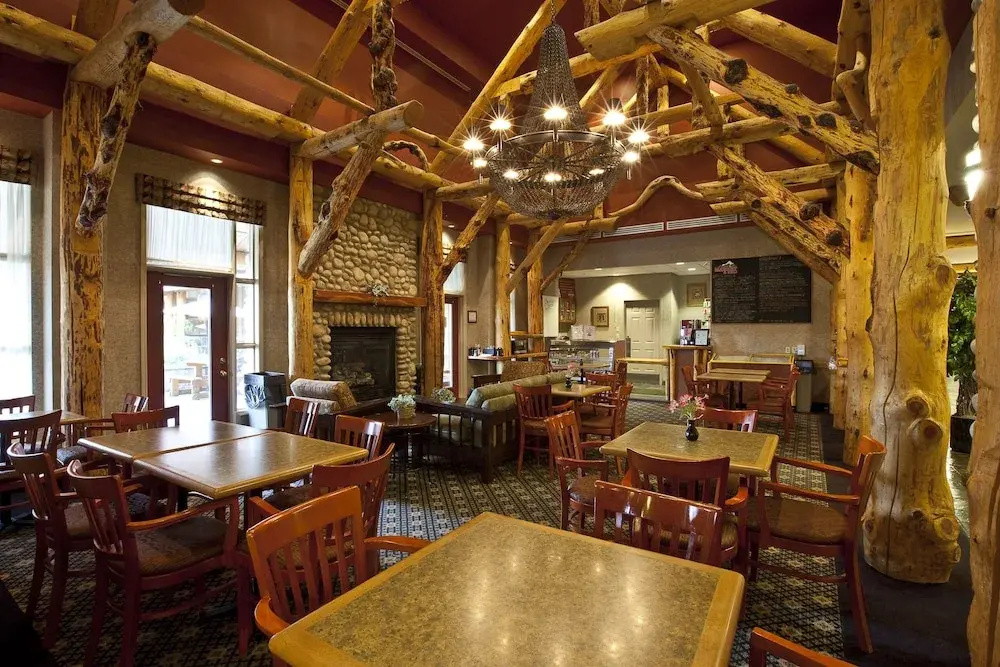 Trickle Creek Lodge