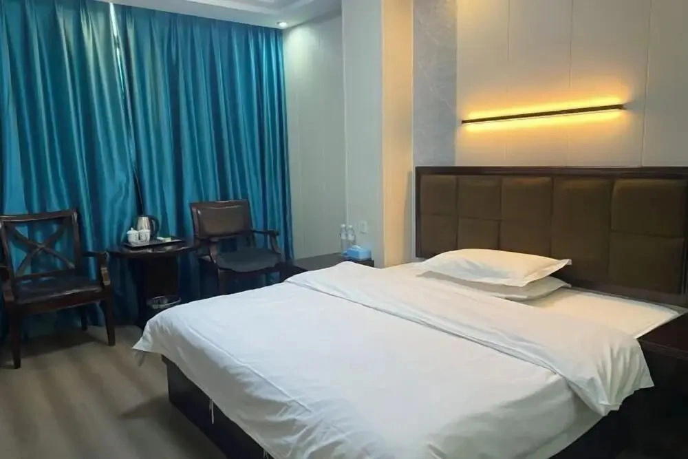 Yuanfeng Hotel