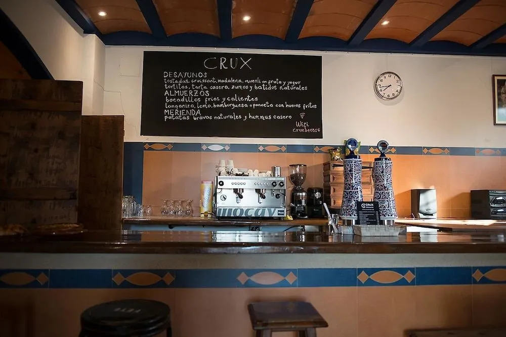 Crux Albergue