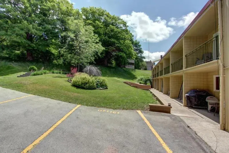 Owen Sound Inn