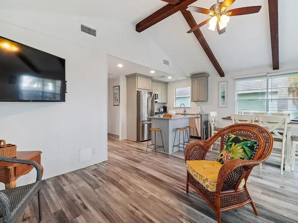 Peggy's Hideaway by Ryson Vacation Rentals