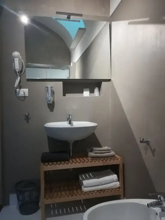 Ad Home