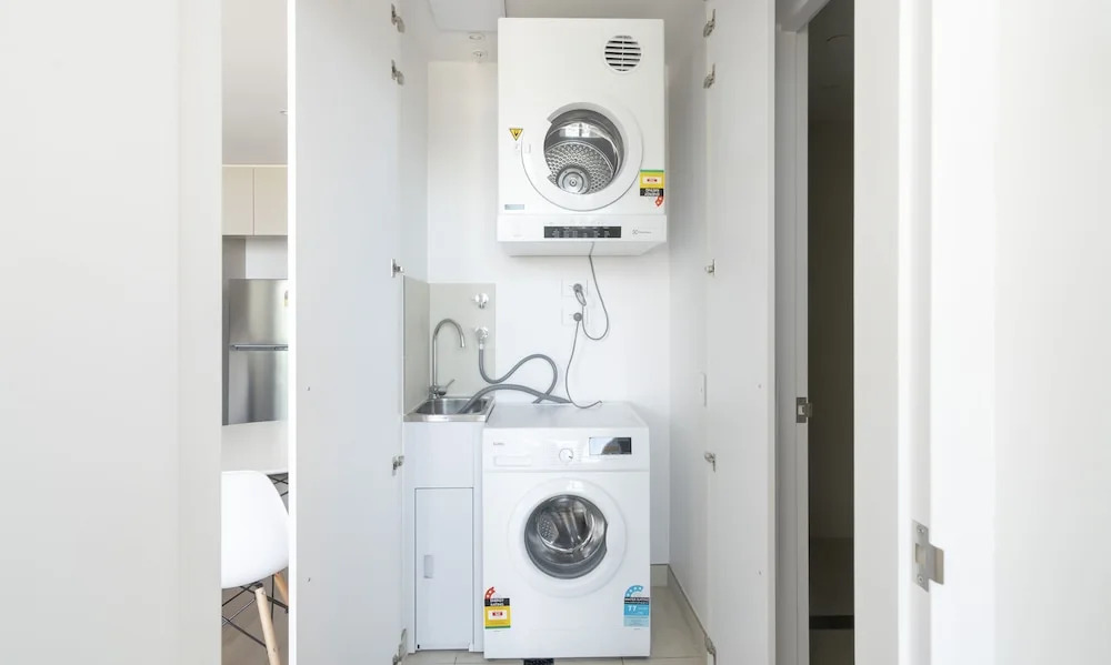 Modern Apartment in Darling Harbour
