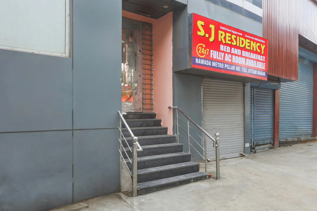 Super Hotel O S J Residency