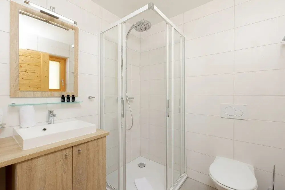 Chalet Le Cerf New Build Stylish Stay