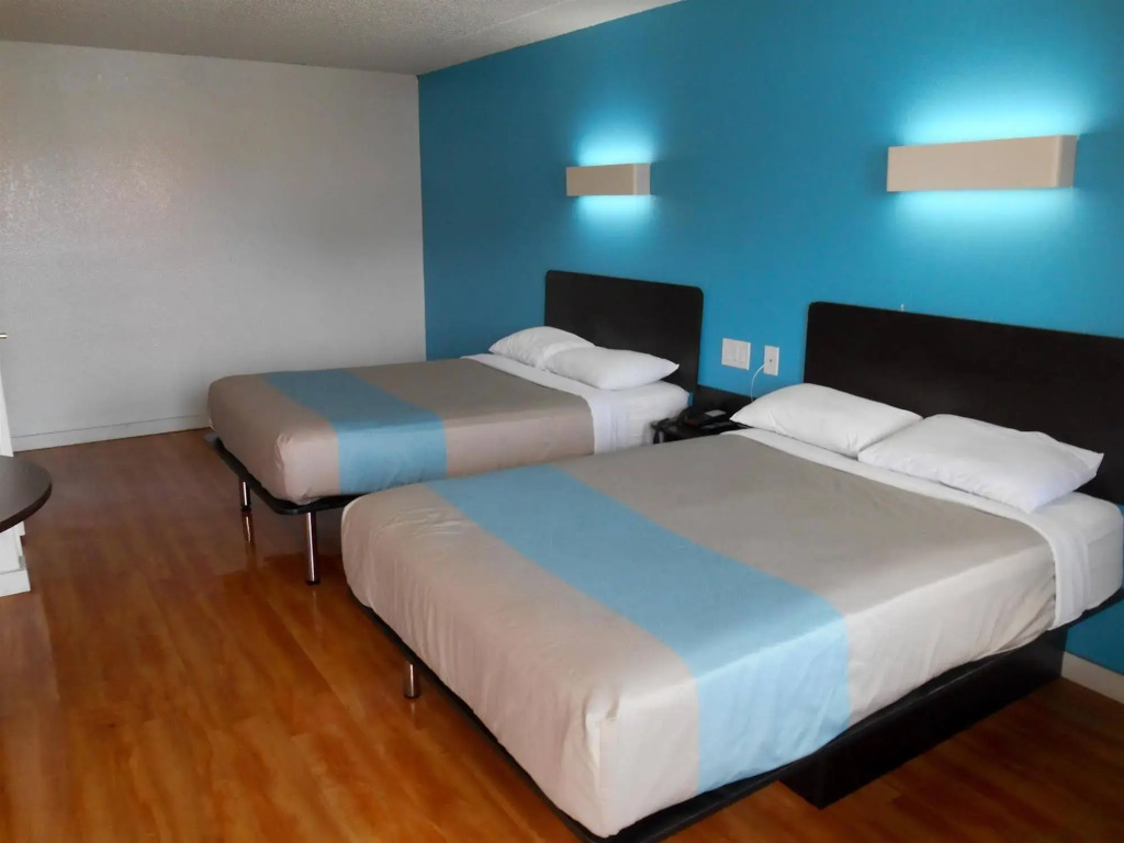 Motel 6 Dallas Plano Southeast