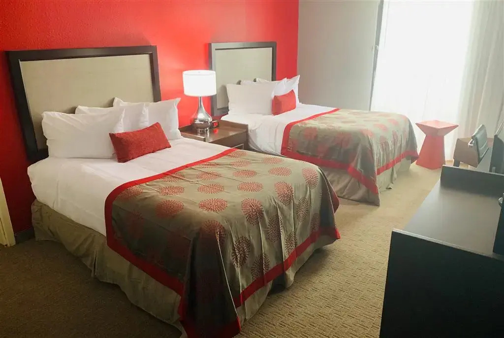 Ramada by Wyndham Texarkana